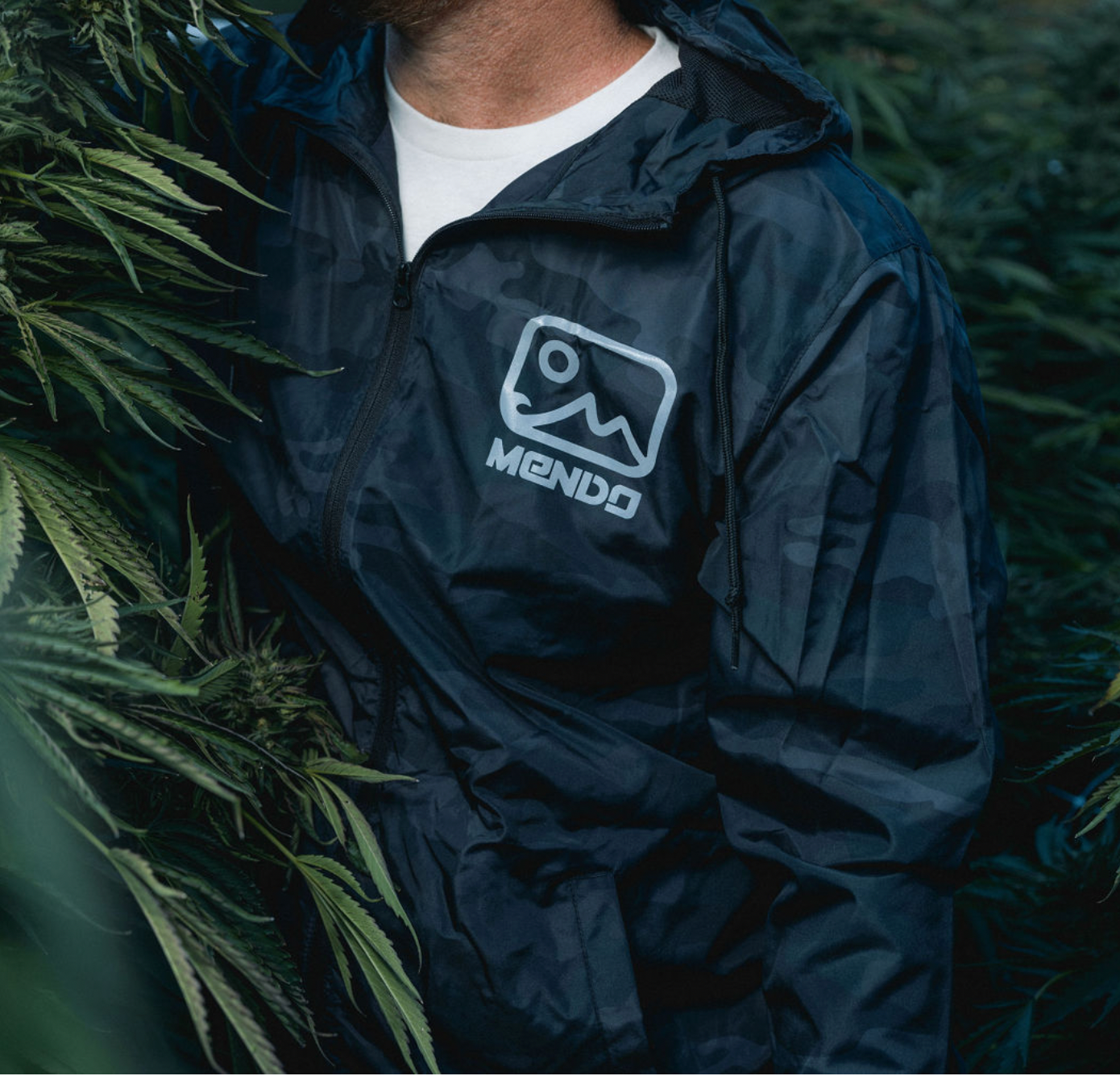 Mendo Wind Breaker Black Camo